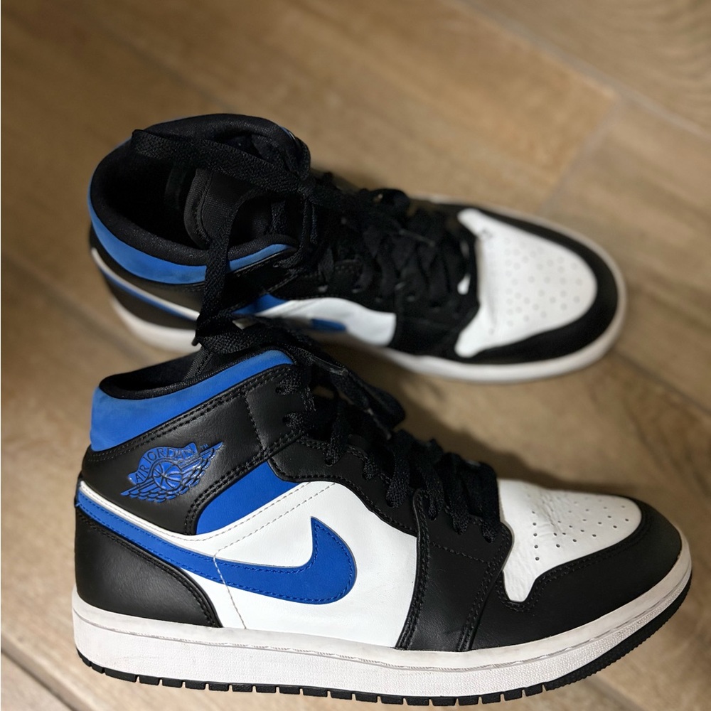 Nike Air Jordan 1 Mid in the Racer Blue colorway Retro style 554724-140 mens 7.5